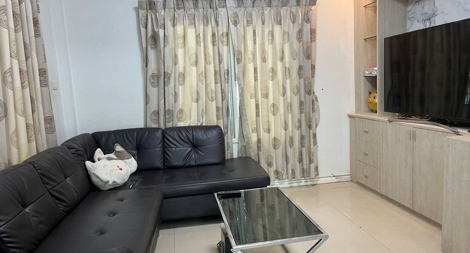Haus zum Kauf mit 3 Zimmer in Bueng Kum, Bangkok