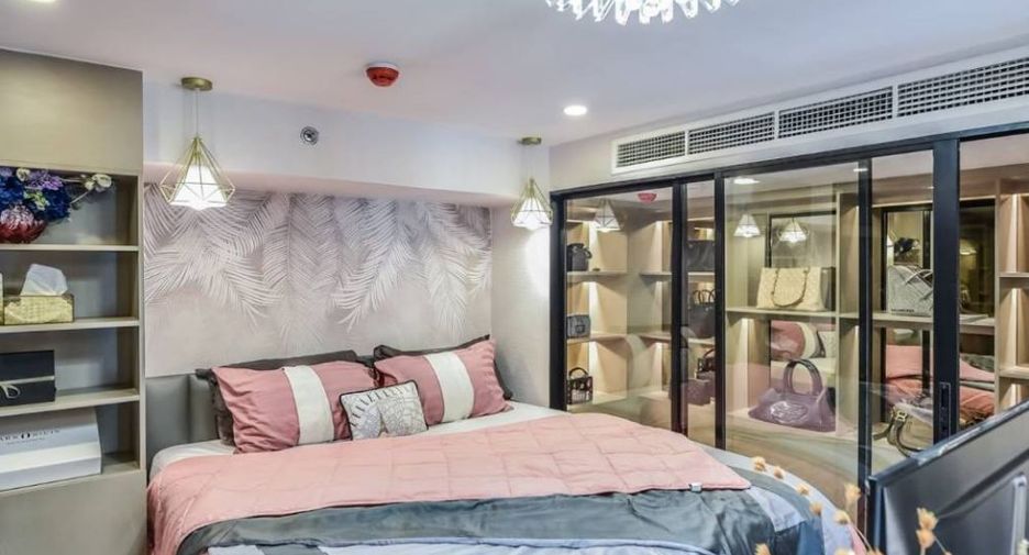 For rent 2 bedrooms condo in Ratchathewi, Bangkok