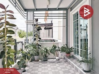 Casa adosada en venta de 4 habitaciones en Bangkok Noi, Bangkok