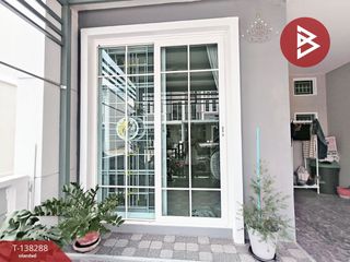 Casa adosada en venta de 4 habitaciones en Bangkok Noi, Bangkok