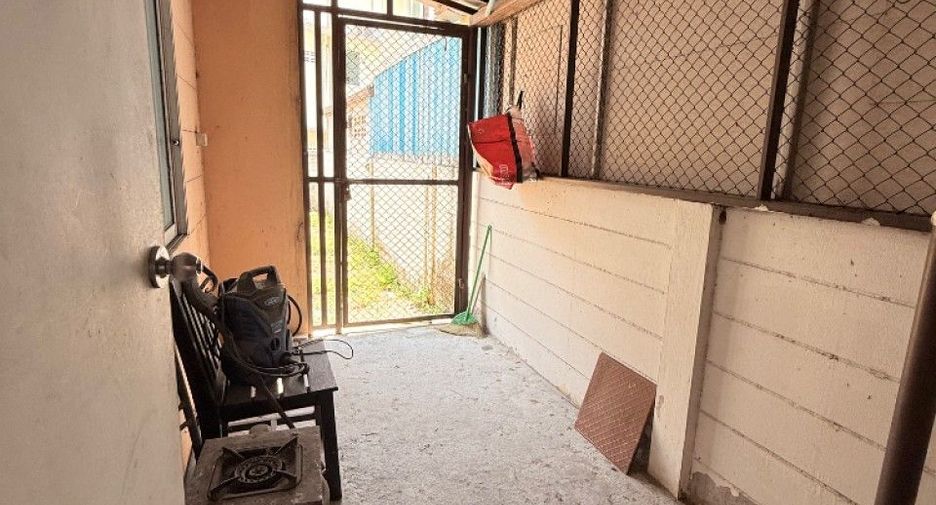 For sale 3 bedrooms townhouse in Si Racha, Chonburi