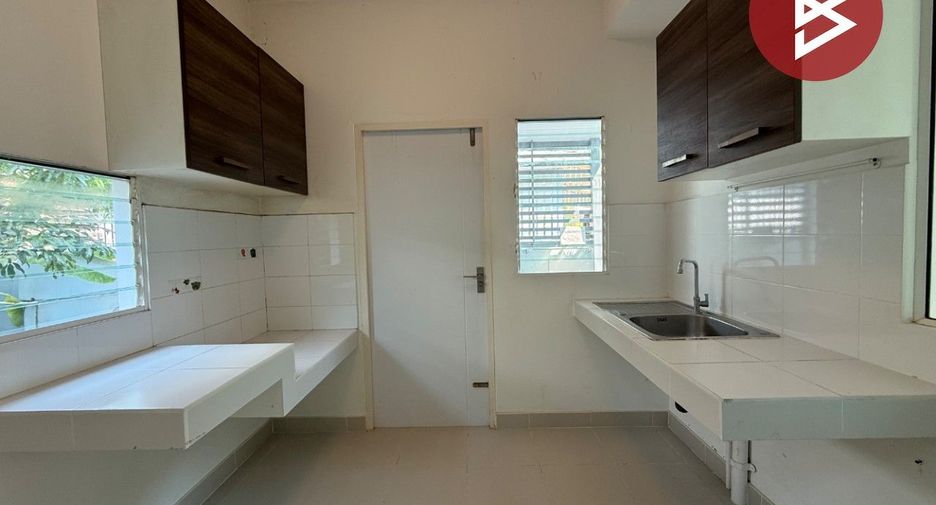 À vendre 3 chambres maison à Mueang Nakhon Pathom, Nakhon Pathom