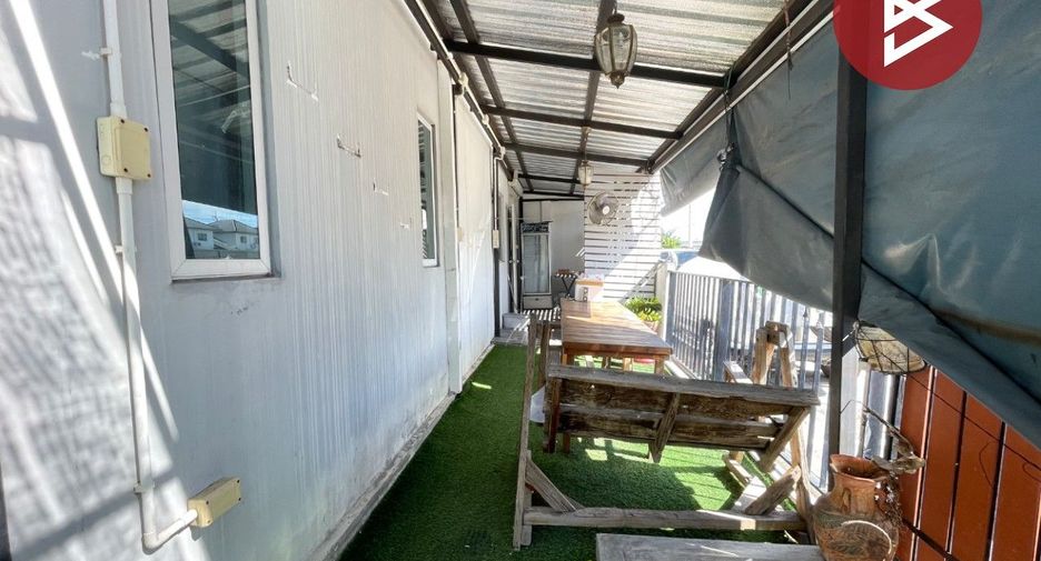 For sale 3 bedrooms townhouse in Mueang Samut Prakan, Samut Prakan