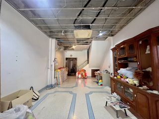 Casa adosada en venta de 4 habitaciones en Bang Khae, Bangkok
