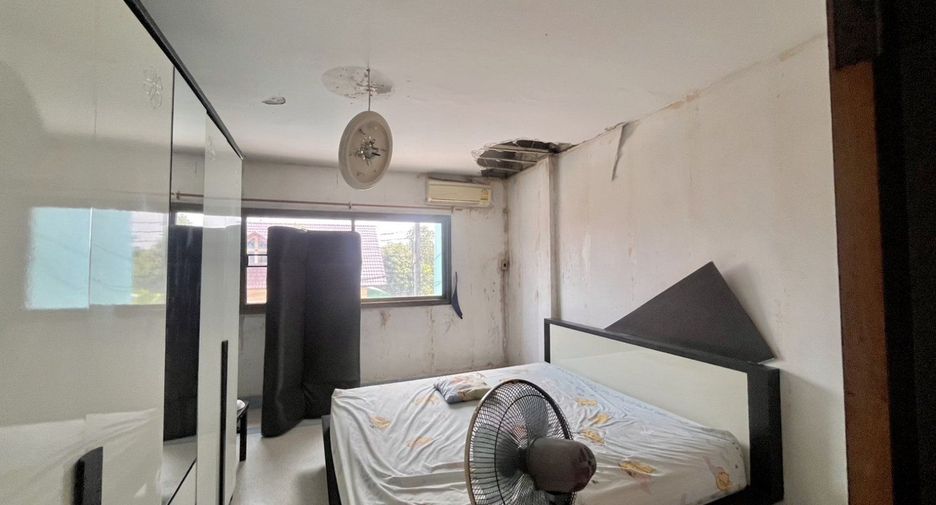 ขาย 4 ห้องนอน ทาวน์เฮ้าส์ ใน บางแค, กรุงเทพฯ