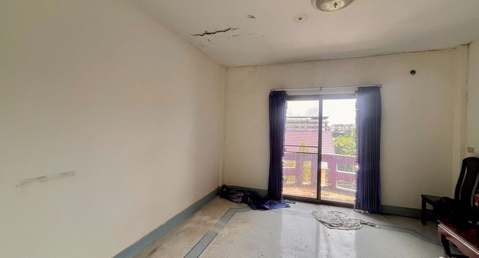 ขาย 4 ห้องนอน ทาวน์เฮ้าส์ ใน บางแค, กรุงเทพฯ