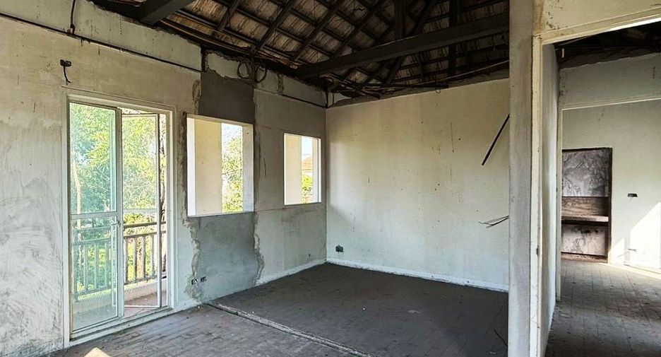 For sale 3 bedrooms house in Lak Si, Bangkok