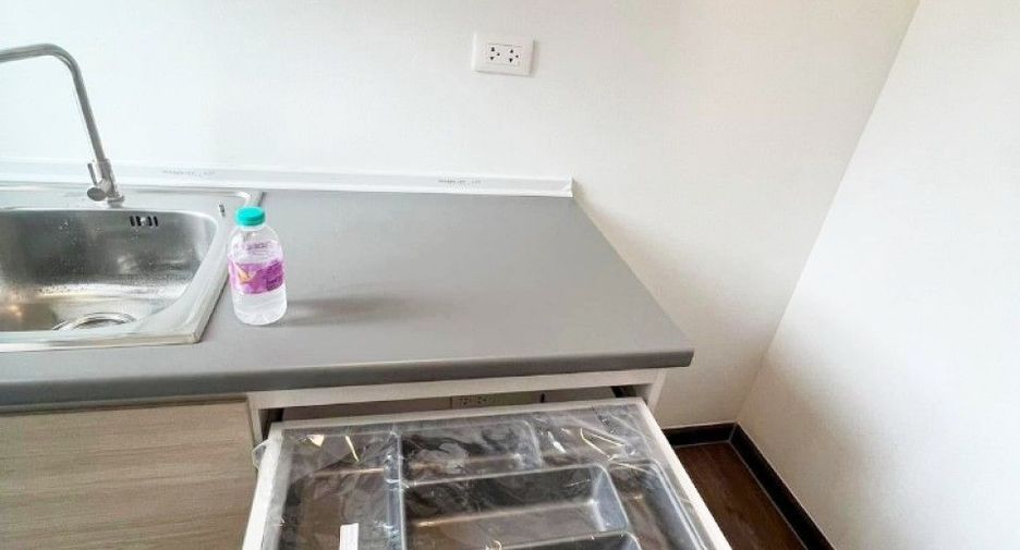 For sale 1 bed condo in Bang Bo, Samut Prakan