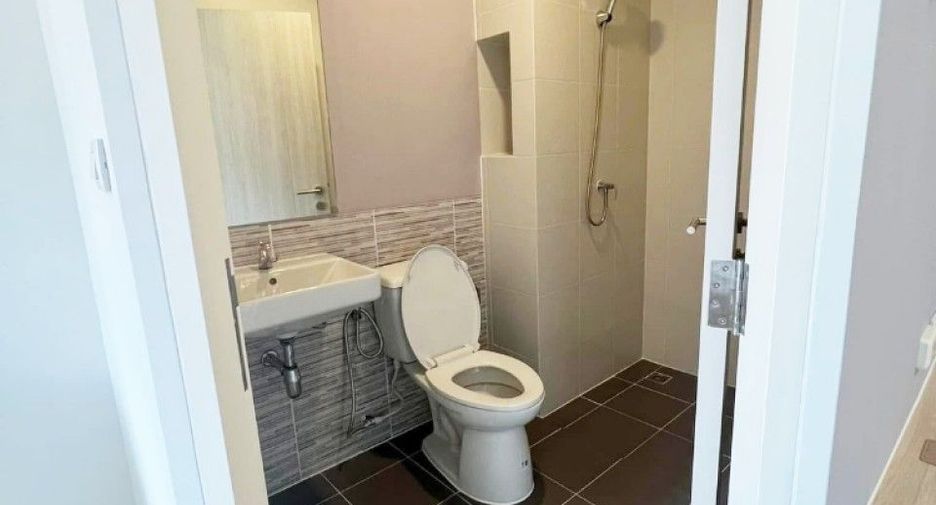 For sale 1 bed condo in Bang Bo, Samut Prakan