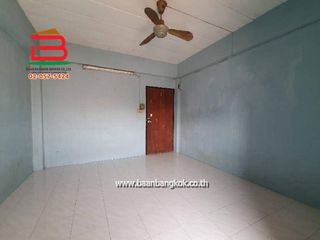 For sale 25 bedrooms retail Space in Phra Khanong, Bangkok