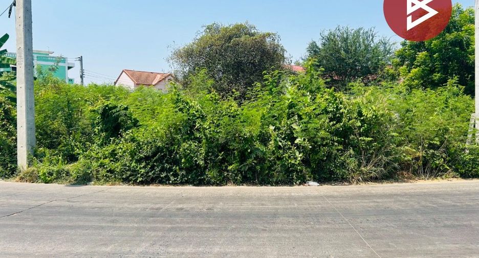 Terreno en venta en Mueang Uthai Thani, Uthai Thani