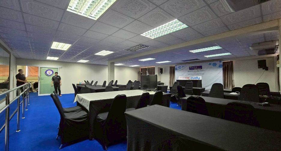 Продажа торговое помещение в Mueang Nonthaburi, Нонтабури
