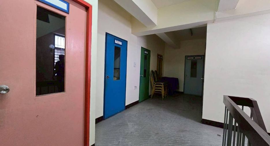 Продажа торговое помещение в Mueang Nonthaburi, Нонтабури