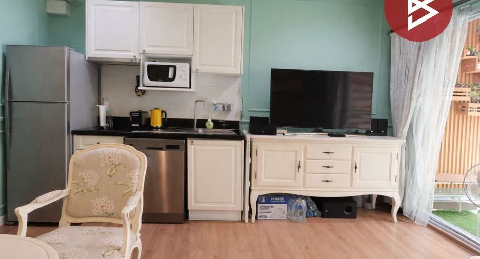 Wohnung zur Miete und zum Kauf mit 1 Zimmer in Pathum Wan, Bangkok