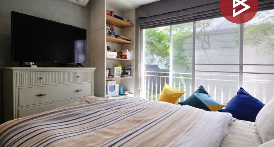 Wohnung zur Miete und zum Kauf mit 1 Zimmer in Pathum Wan, Bangkok