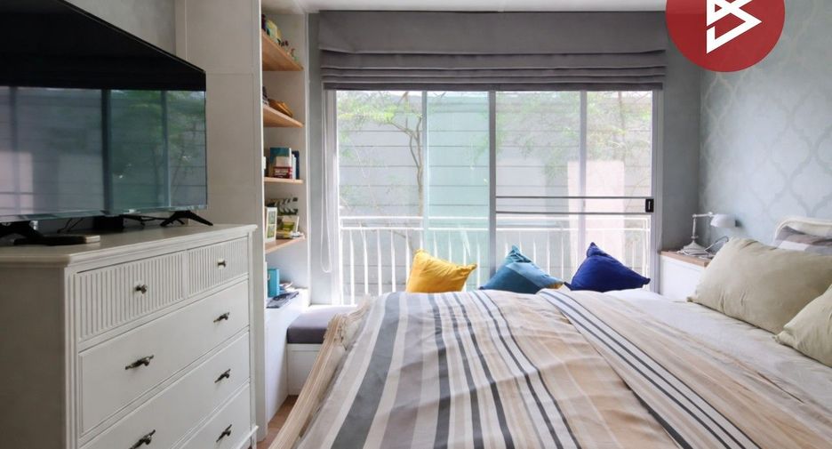 Wohnung zur Miete und zum Kauf mit 1 Zimmer in Pathum Wan, Bangkok
