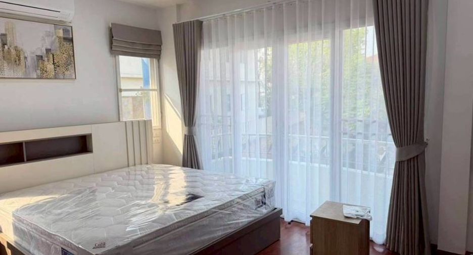 For rent and for sale 4 bedrooms house in Mueang Chiang Mai, Chiang Mai