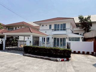 For Rent 4 Bedroom House In Mueang Chiang Mai