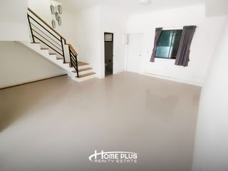 Casa adosada en venta de 3 habitaciones en Bang Yai, Nonthaburi