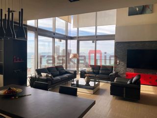 For sale 3 bedrooms condo in Bang Lamung, Chonburi
