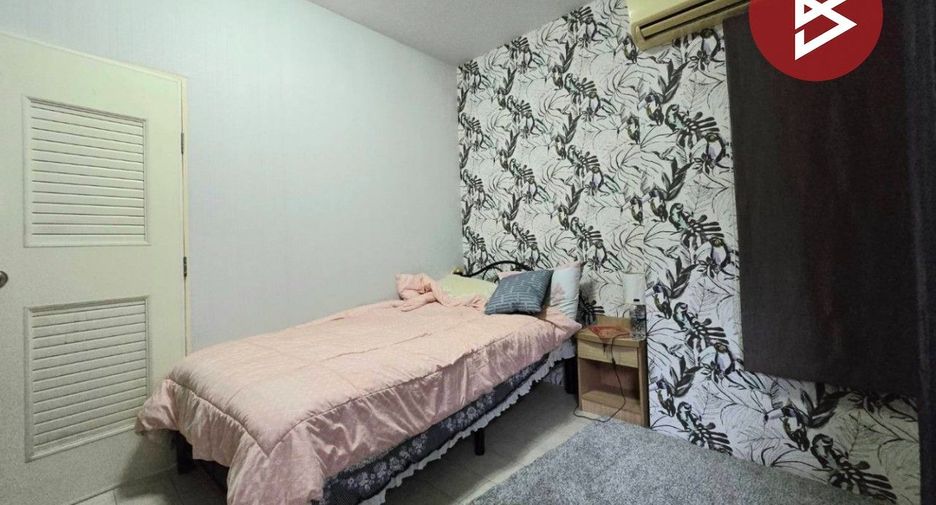 For sale 4 bedrooms house in Mueang Samut Prakan, Samut Prakan