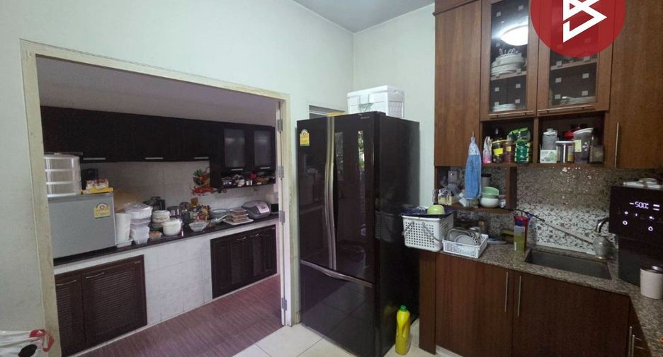 For sale 4 bedrooms house in Mueang Samut Prakan, Samut Prakan