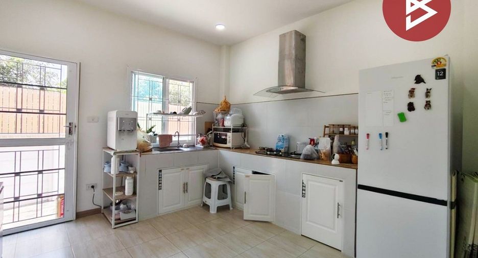 For sale 3 ベッドルーム house in Mueang Nakhon Pathom, Nakhon Pathom