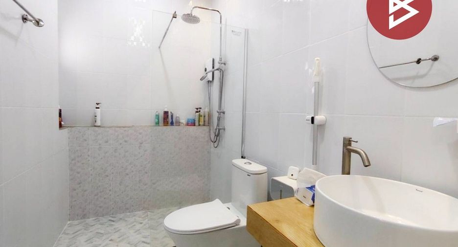 For sale 3 ベッドルーム house in Mueang Nakhon Pathom, Nakhon Pathom