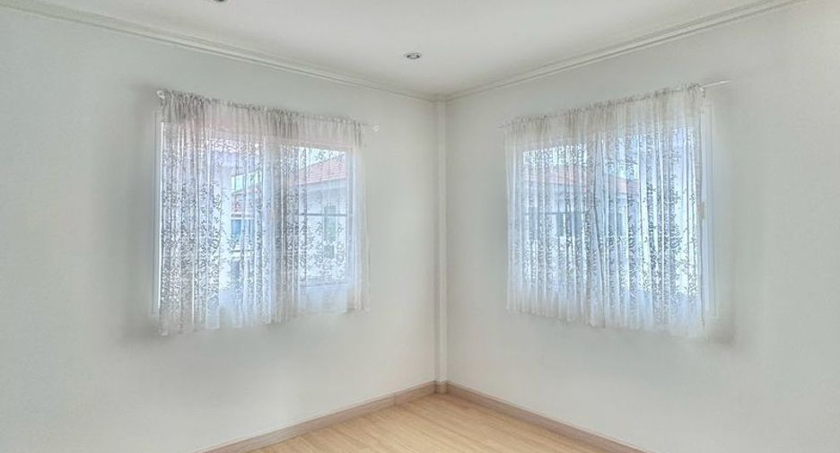 出售 4 卧室 独立屋 在 Mueang Chon Buri, Chon Buri
