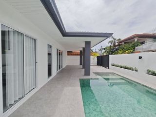 For sale 5 bedrooms villa in Bang Lamung, Chonburi