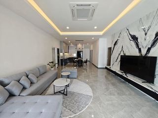 For sale 5 bedrooms villa in Bang Lamung, Chonburi
