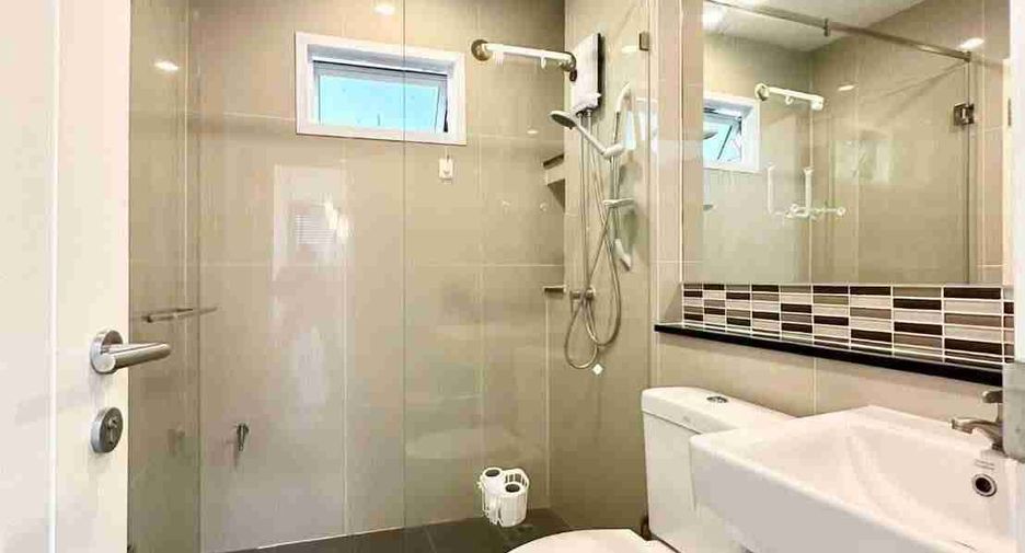 Casa en venta y en alquiler de 5 habitaciones en Mueang Phuket, Phuket