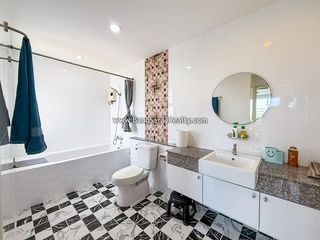 For sale 2 bedrooms condo in Bang Saray, Pattaya