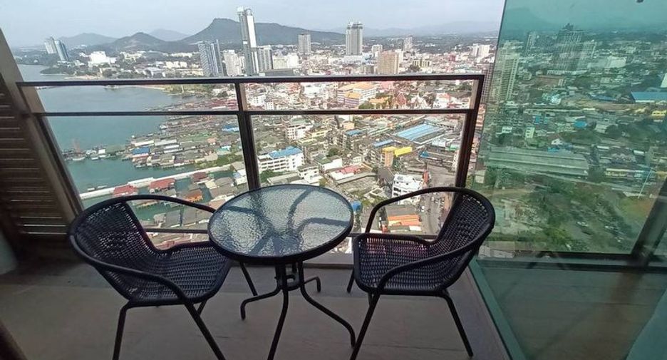 For rent 1 bed condo in Si Racha, Chonburi