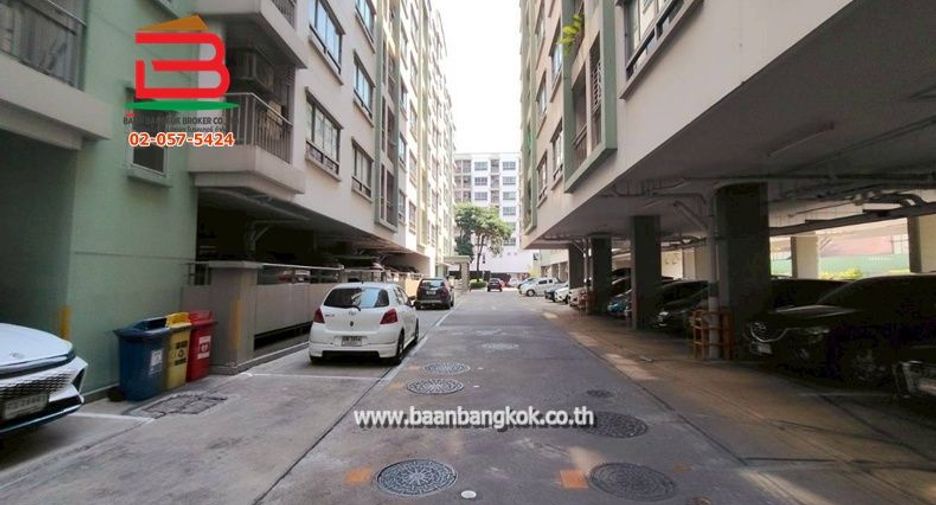 For sale 1 bed condo in Huai Khwang, Bangkok