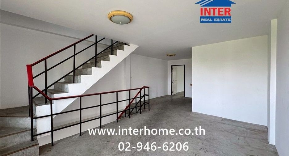 For sale 3 bedrooms retail Space in Bang Sue, Bangkok