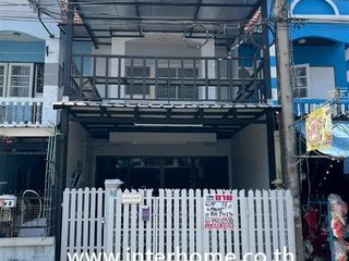 For sale 3 ベッドルーム townhouse in Mueang Pathum Thani, Pathum Thani
