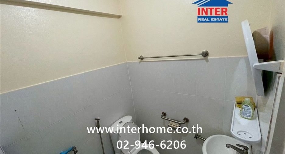 For sale 3 ベッドルーム townhouse in Mueang Pathum Thani, Pathum Thani