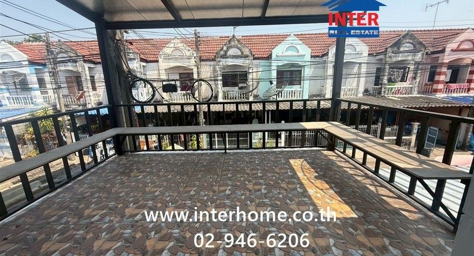 For sale 3 ベッドルーム townhouse in Mueang Pathum Thani, Pathum Thani