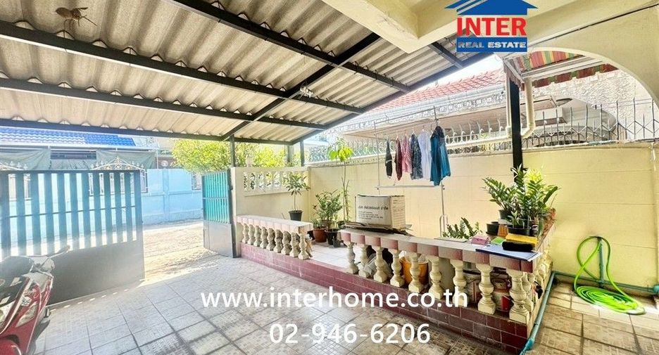 For sale 2 ベッドルーム townhouse in Chom Thong, Bangkok