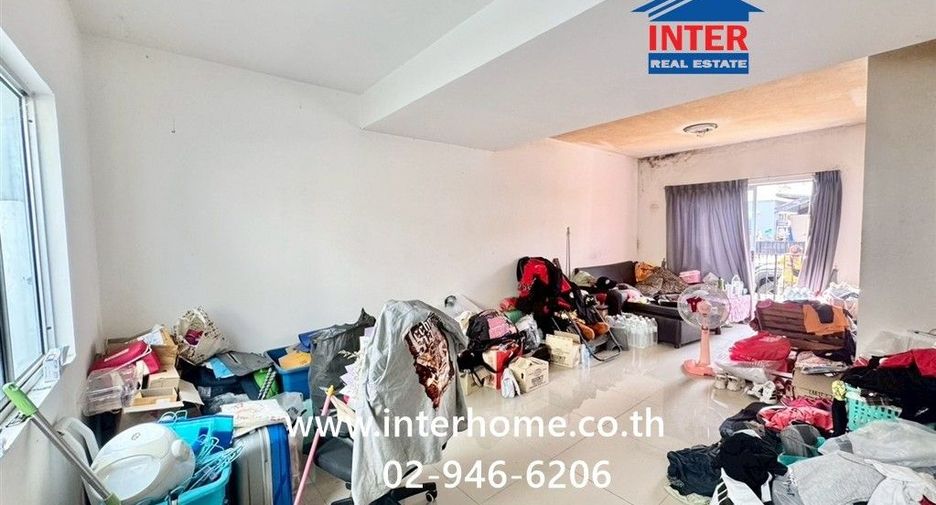 For sale 3 bedrooms townhouse in Bang Khae, Bangkok