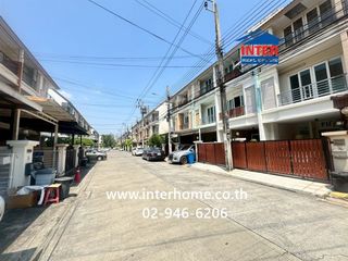 For sale 3 bedrooms townhouse in Lat Phrao, Bangkok