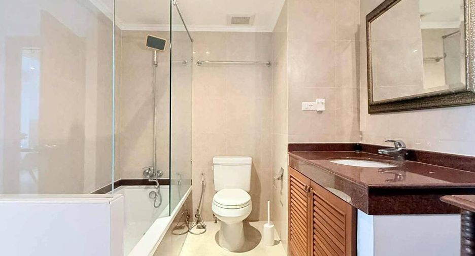 For sale 2 bedrooms condo in Bang Lamung, Chonburi