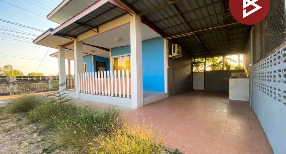 For sale 3 bedrooms house in Kumphawapi, Udon Thani