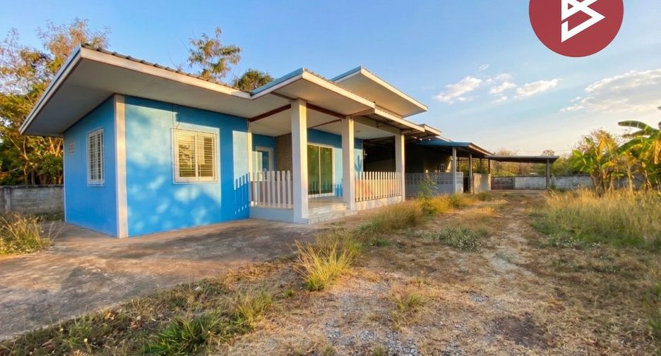 For sale 3 bedrooms house in Kumphawapi, Udon Thani