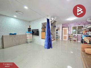 Casa adosada en venta de 3 habitaciones en Prawet, Bangkok