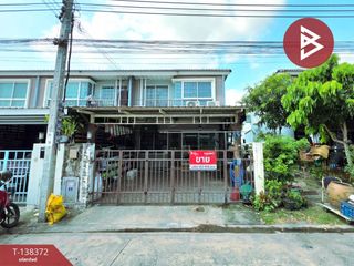 Casa adosada en venta de 3 habitaciones en Prawet, Bangkok