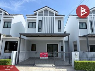 For sale 3 bedrooms townhouse in Si Racha, Chonburi