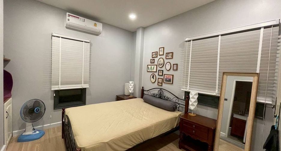 For rent 3 bedrooms house in Bang Lamung, Chonburi