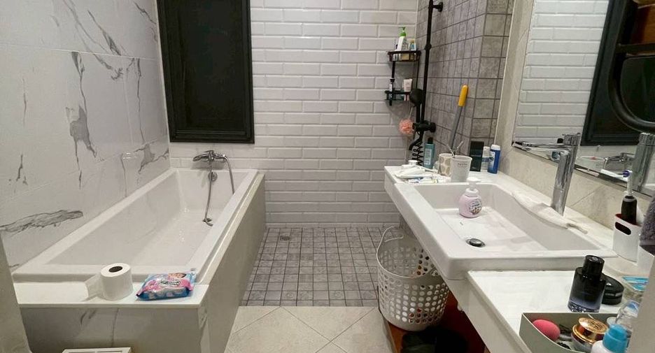 For rent 3 bedrooms house in Bang Lamung, Chonburi